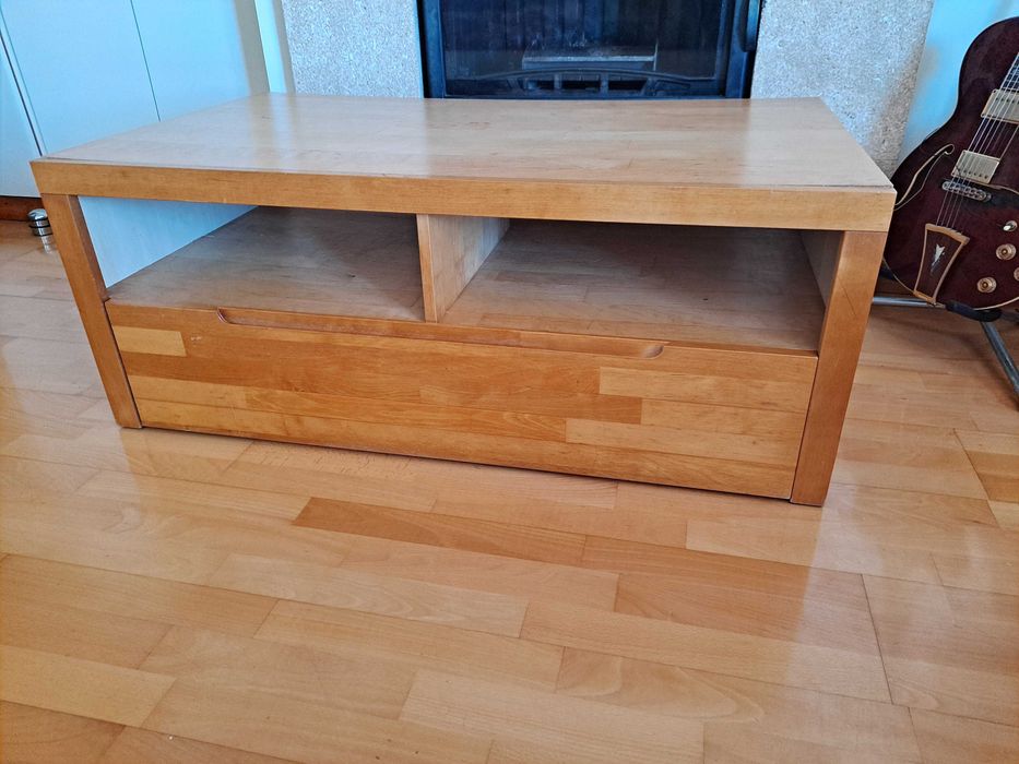 Móvel de sala para televisão ou aparelhagem