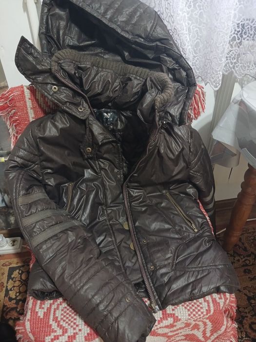 Курточка жіноча,