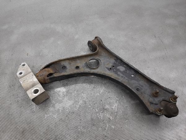 Braço de suspensão frente esquerdo VOLKSWAGEN Golf V (1K1)