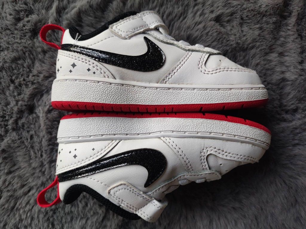 Buty dziecięce Nike rozmiar 23,5