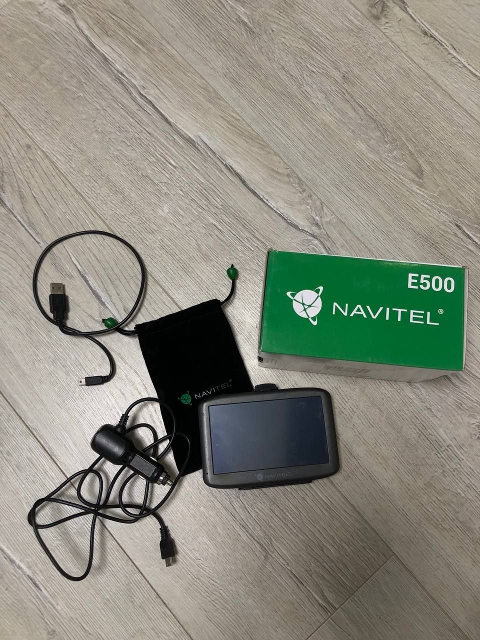 Навігатор Navitel E500