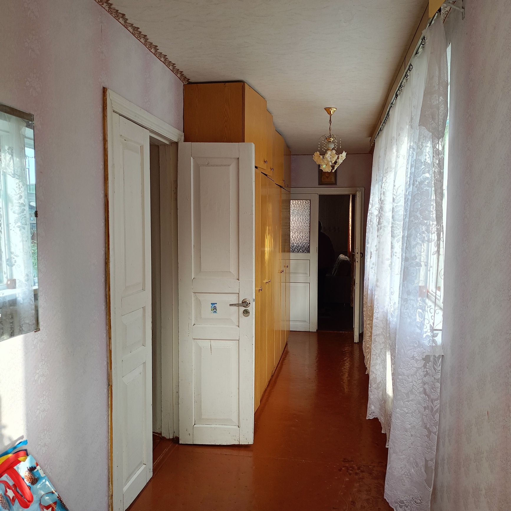Продається частина будинку у Фастові.