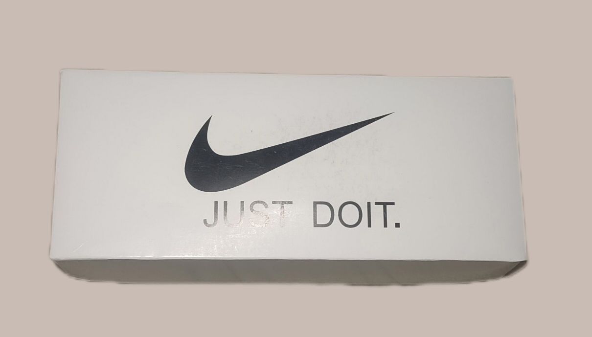 Białe Skarpety Nike