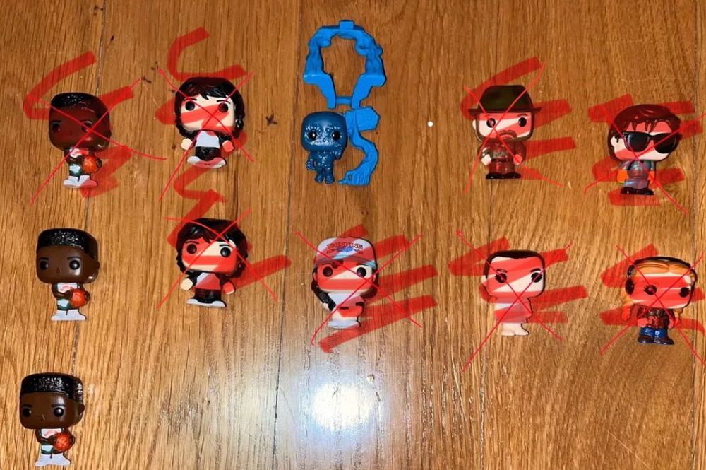 stranger things kinder joy