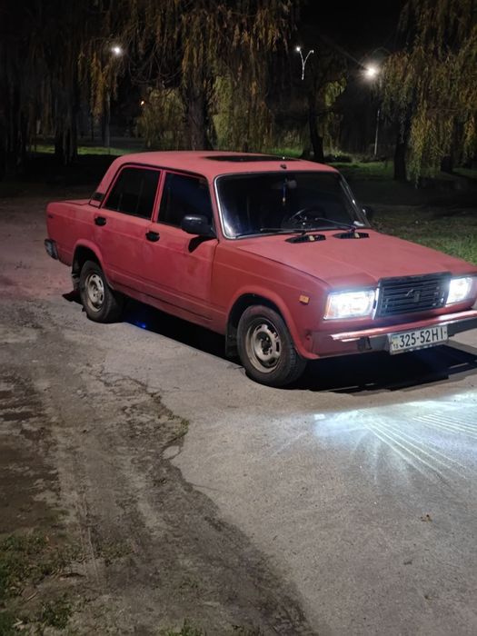 Продам ваз 2107 семерка 86го года