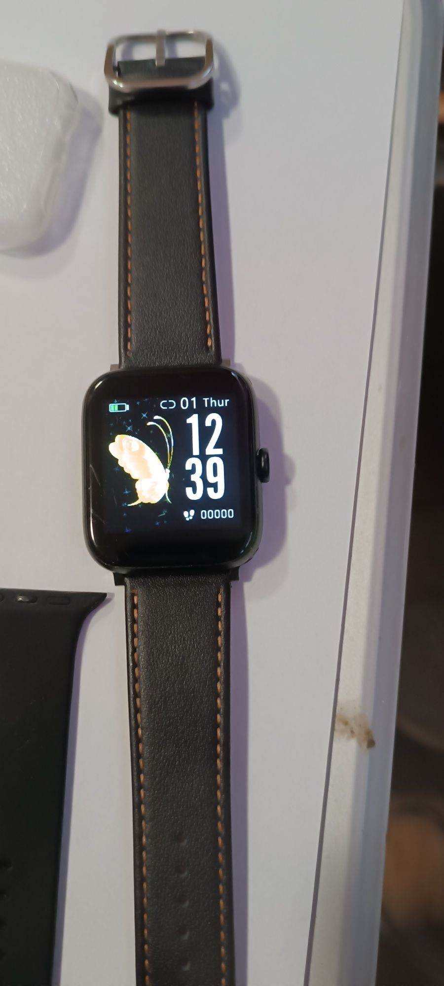 Używany Smartwatch+etui+dwa paski