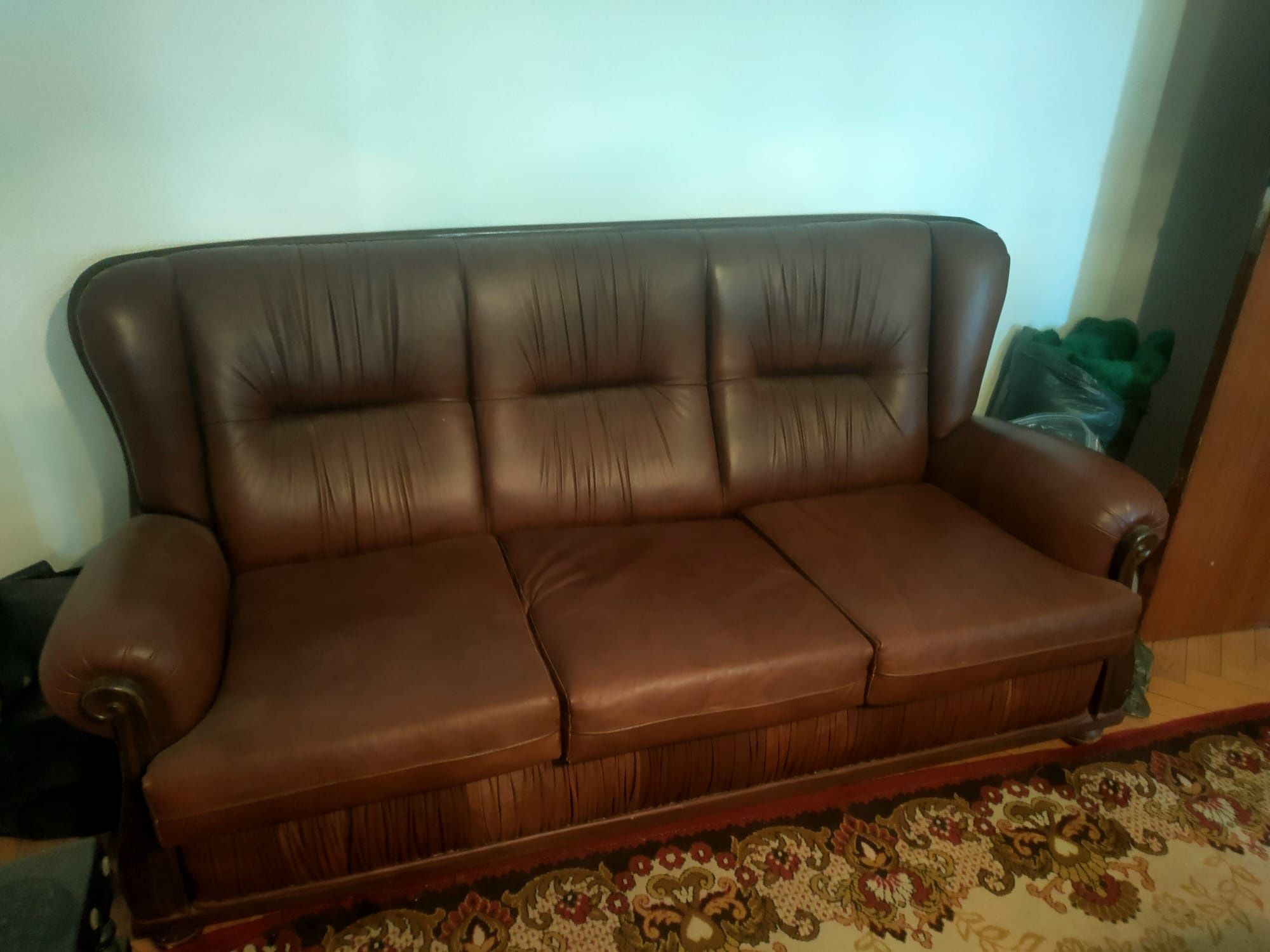 Sofa de pele 3 lugares
