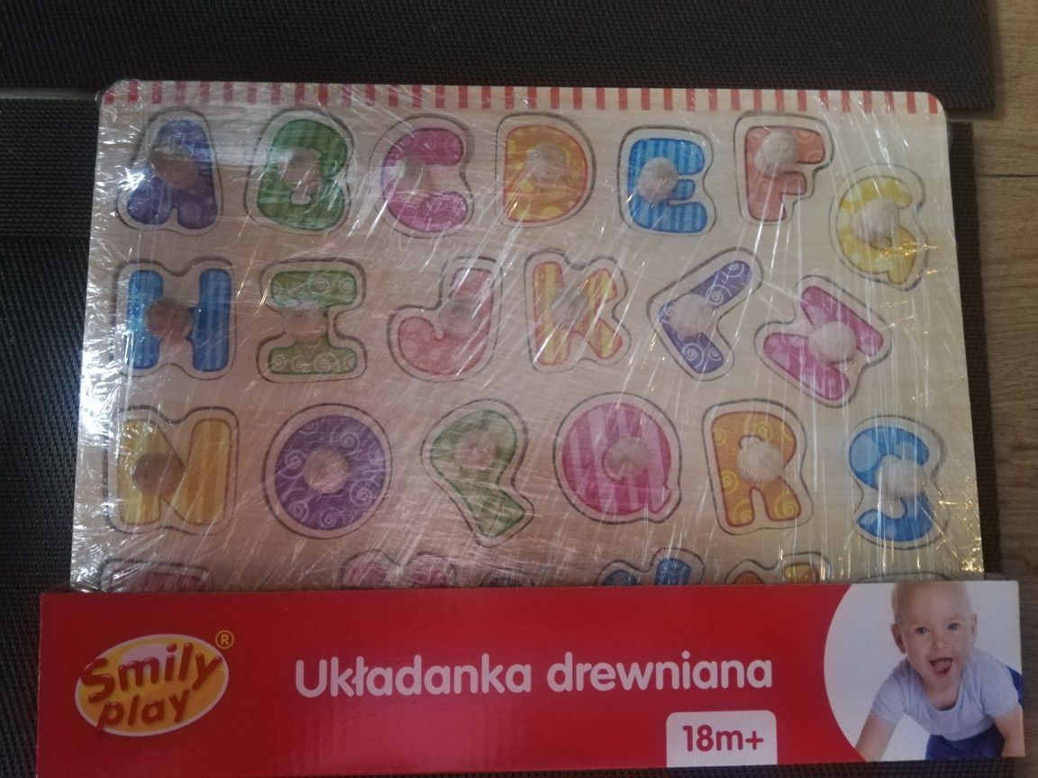 Drewniany alfabet puzzle