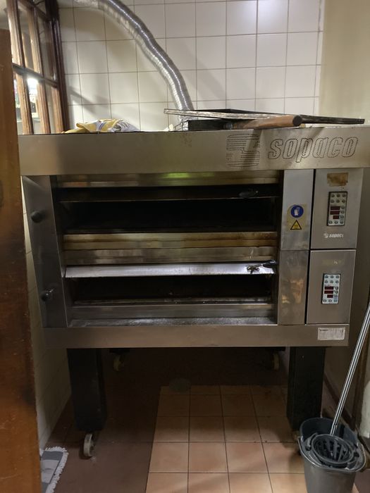 Pastelaria,Snack-Bar Bom estado com tudo equipado