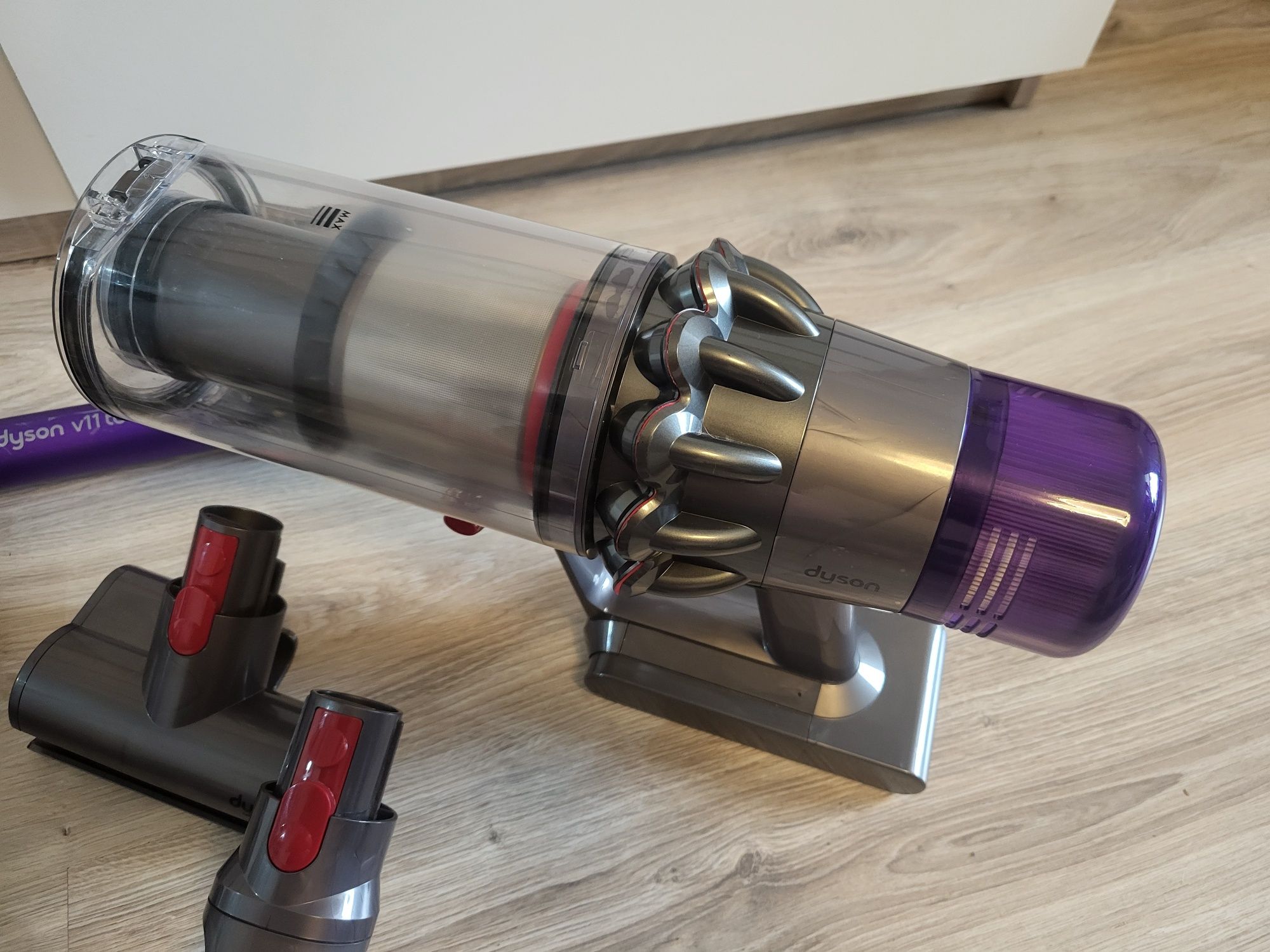 Odkurzacz Dyson V11 Torque Drive extra bezprzewodowy pionowy ŁADNY