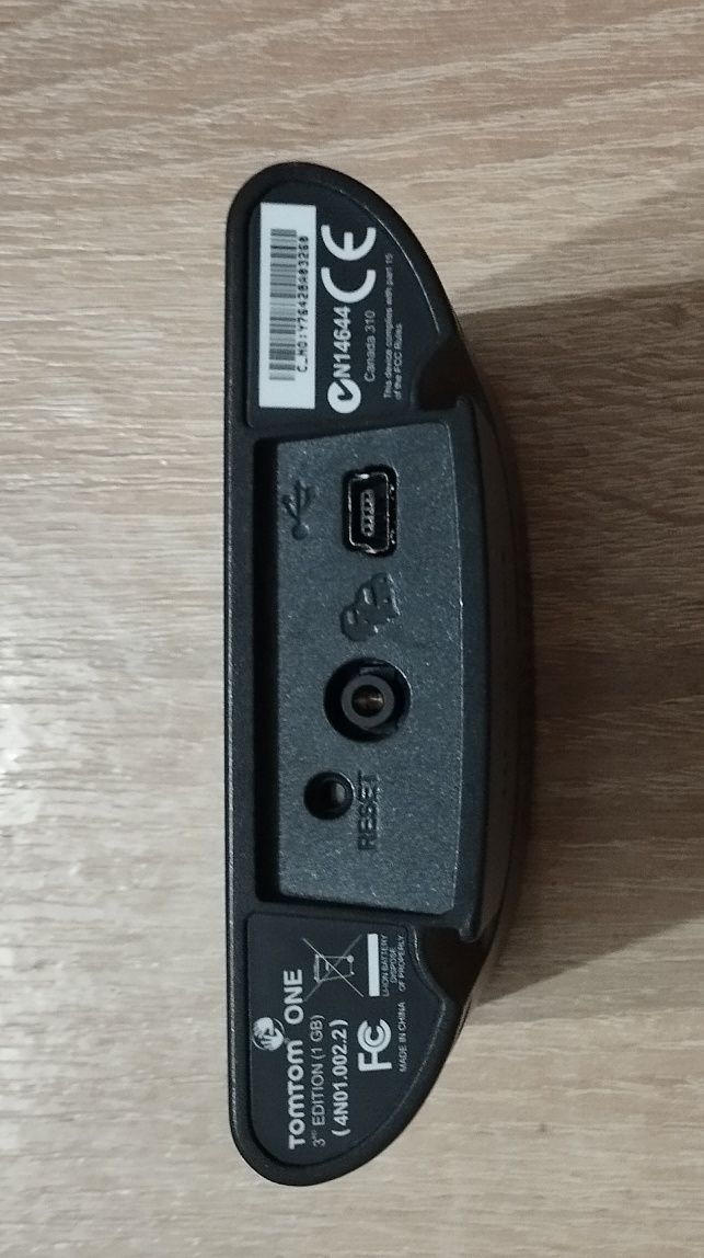 GPS навігатор TomTom One 3rd Edition (1GB)