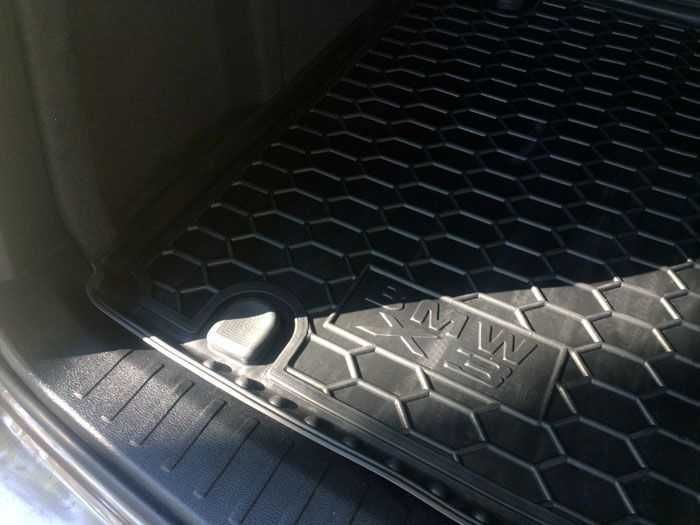 Модельный коврик в багажник BMW X5 E70 E53 F15 F16 X3 F25 G01