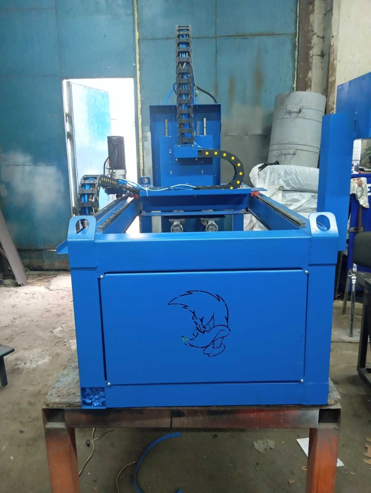 Токарно-фрезерный станок ЧПУ по дереву cnc lathe wood.  2 шпинделя.
