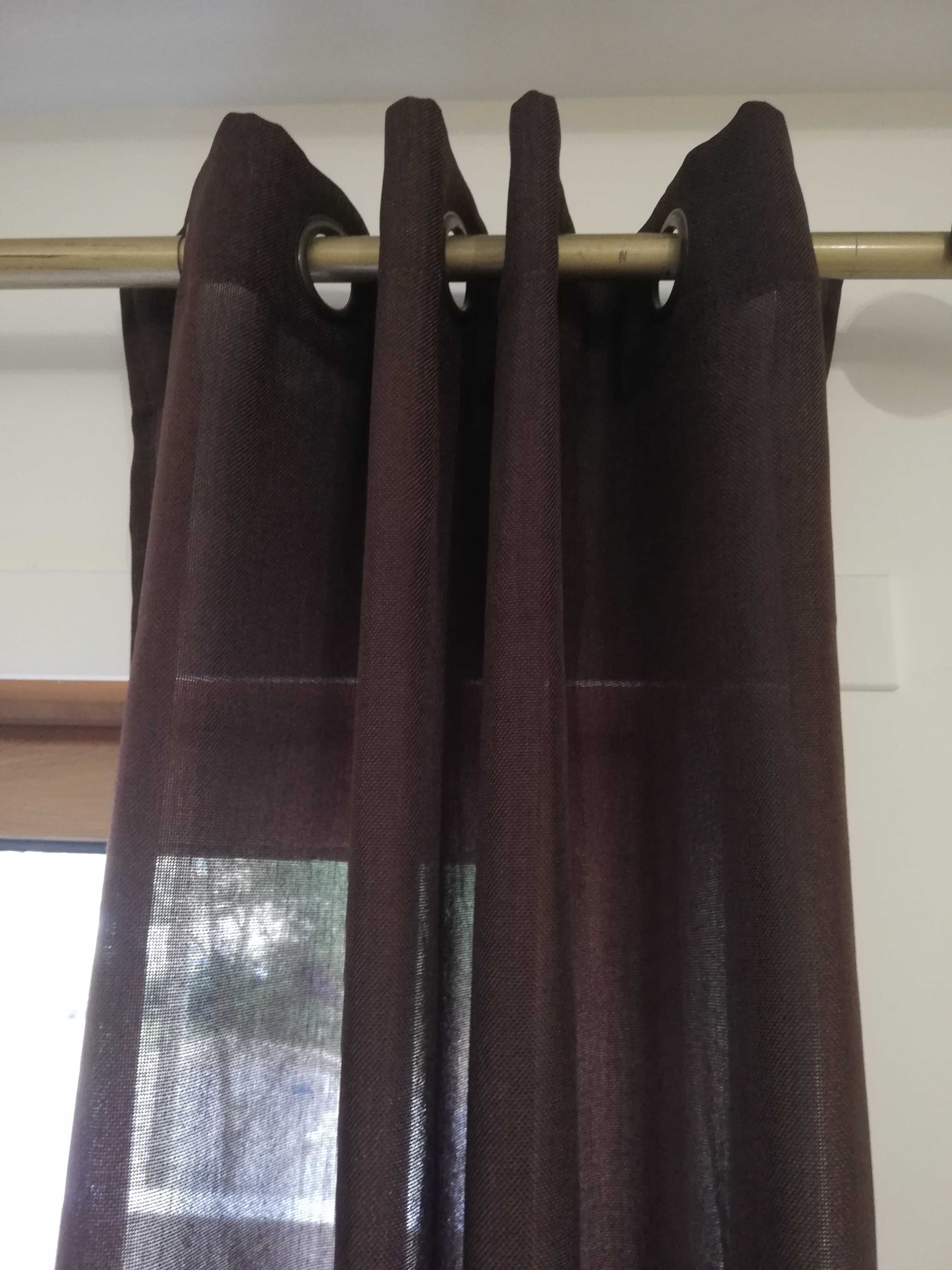 cortinados castanhos da marca Gato Preto