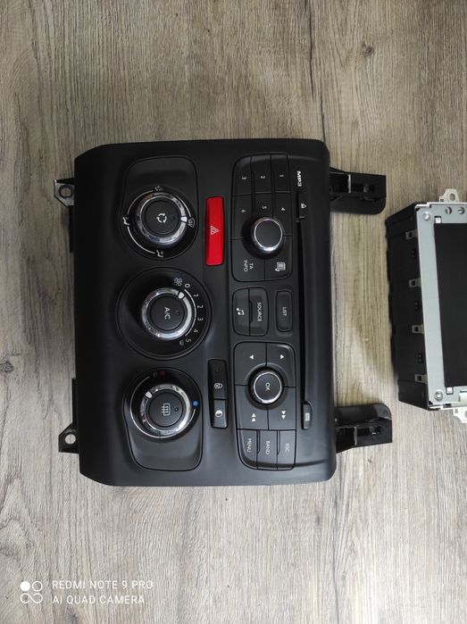 Блок управління кліматом магнітола екран магнітофон Citroen c4 b7 Сітр