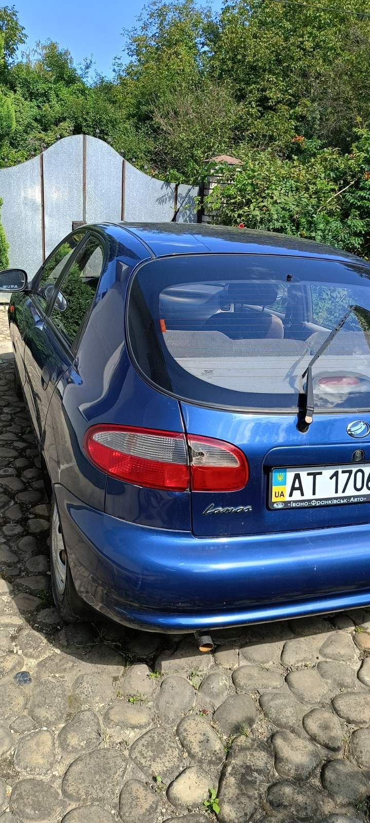 Автомобіль ЗАЗ Ланос