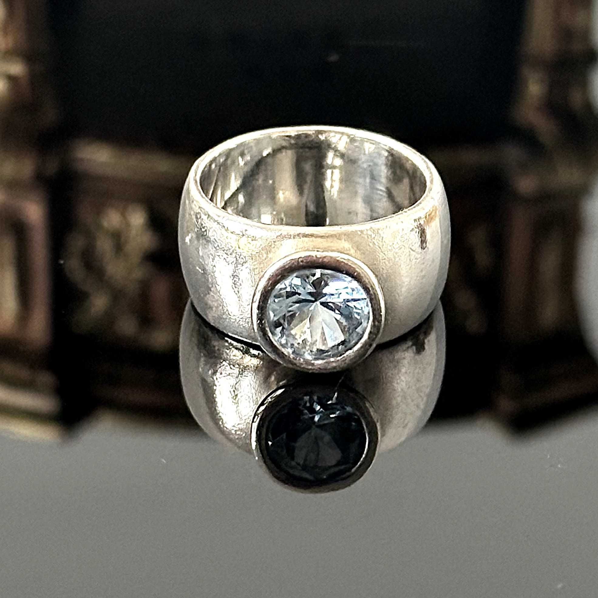 Srebrny pierścionek z Akwamarynem, Art Deco ok. 1970 roku z srebra 925