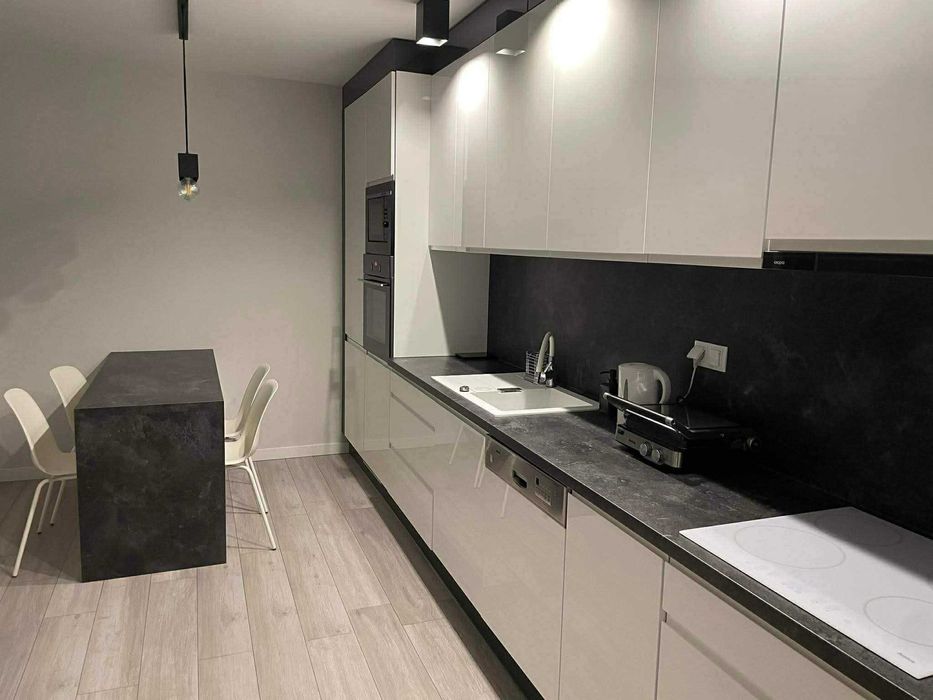 Wynajmę Pokoj ul. Zaciszna 13