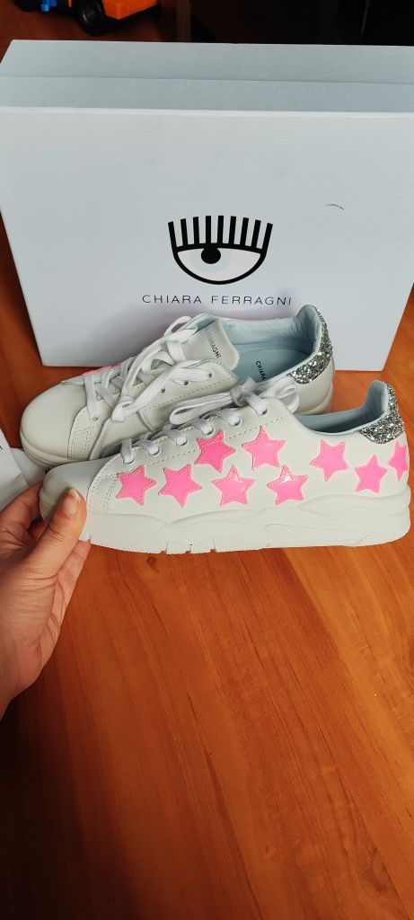 Chiara Ferragni nowe oryginalne sneakersy skóra naturalna r. 38 białe