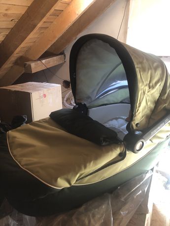 Gondola do wózka PEG PEREGO NAVETTA XL z pasami łóżeczko PRZENOŚNE