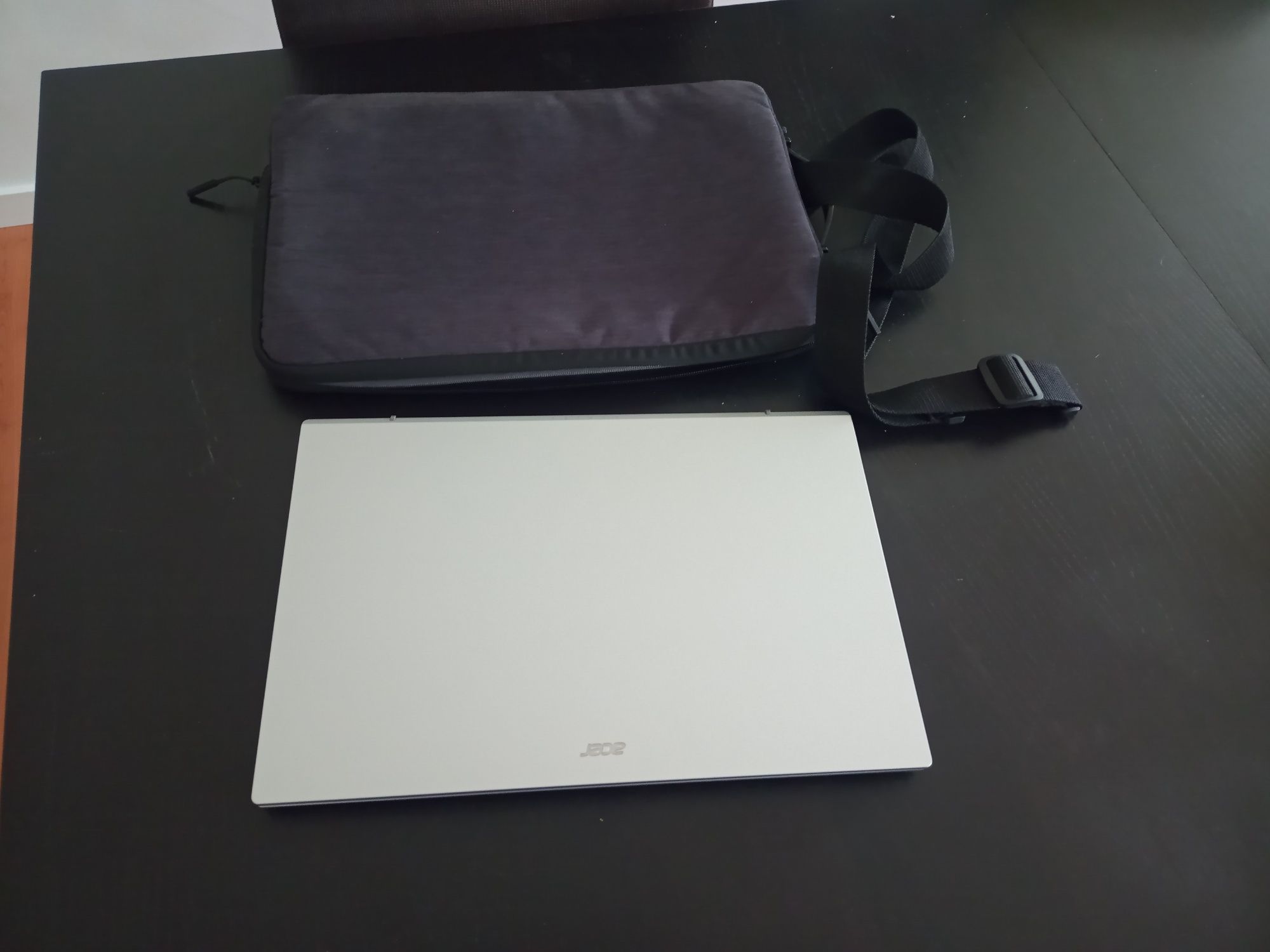 Portátil Acer 3 meses de uso
