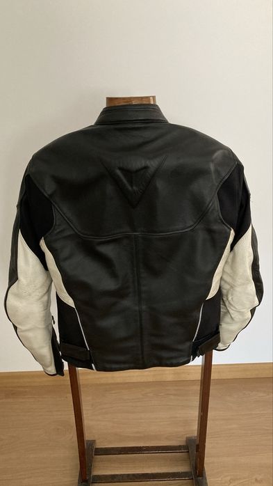 Casaco Dainese em pele