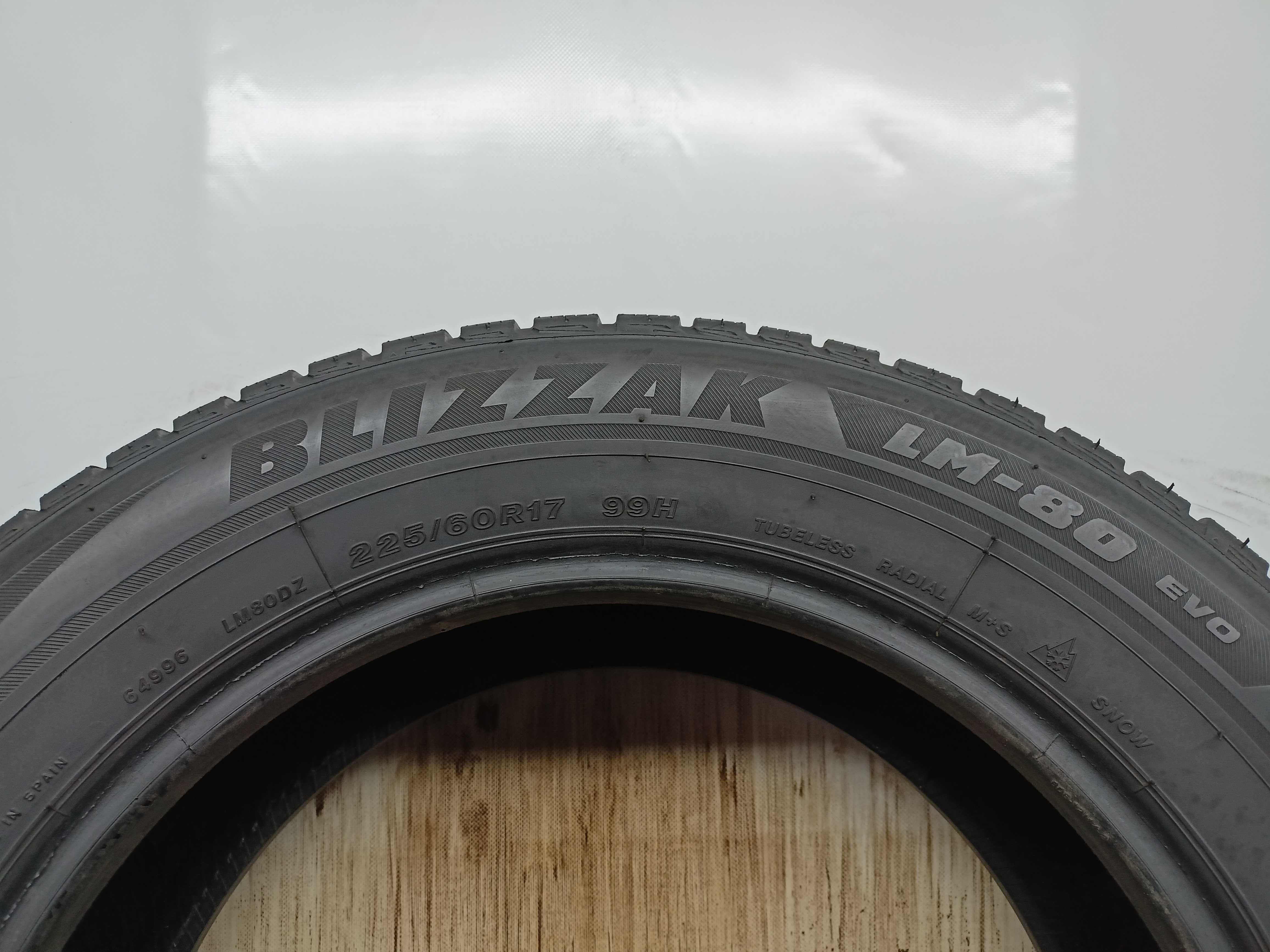 Bridgestone Blizzak LM-80 225/60/17 2018rok 99H 7,3mm (3198)