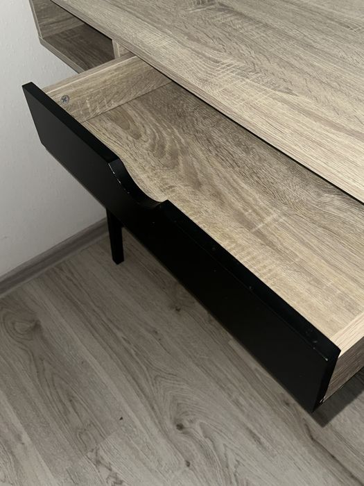 Письмовий стіл JYSK