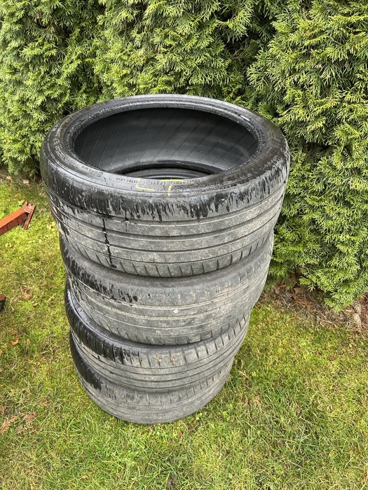 Opony letnie Michelin 224/40/18