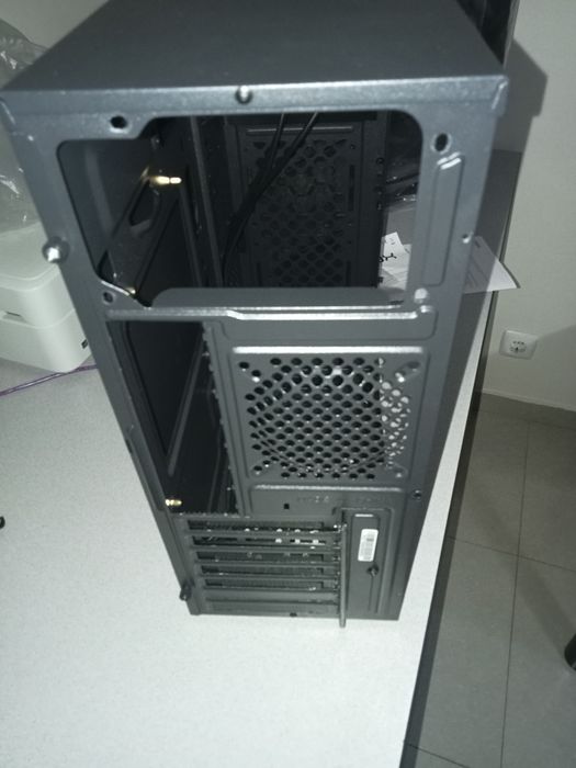 Caixa PC NOX Lite 020 como nova