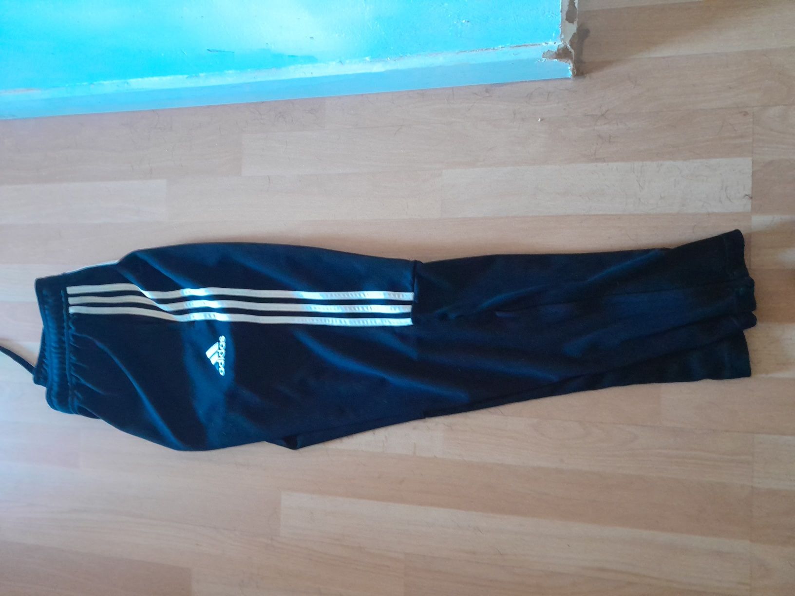 Calça adidas sere