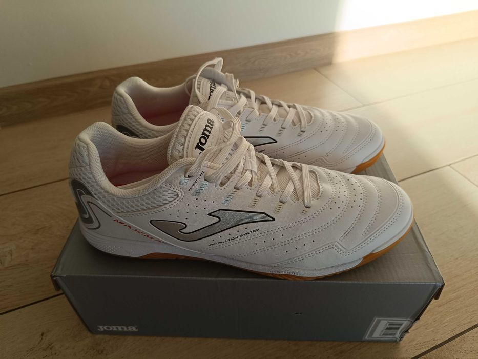 buty halówki Joma Maxima 2302 White Indoor