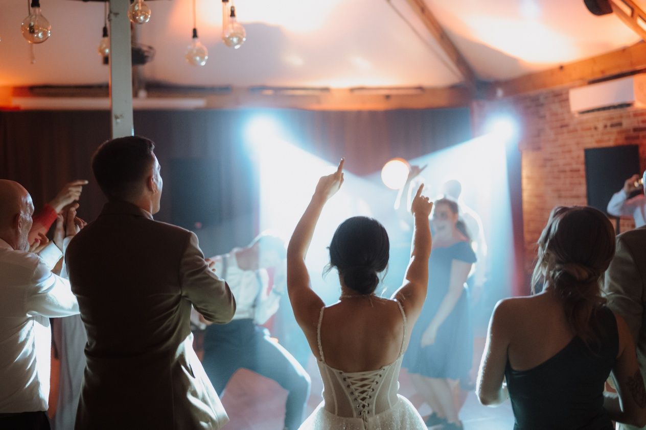 DJ na wesele! Urodziny Jubileusze Lampy retro Sprawdź Biesiada