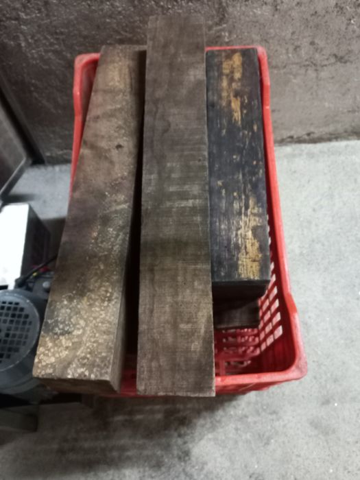 Prensa de uva com rodas