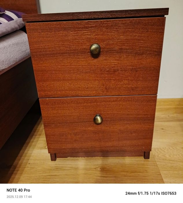 Łóżko sypialniane, meble, szafki,LED