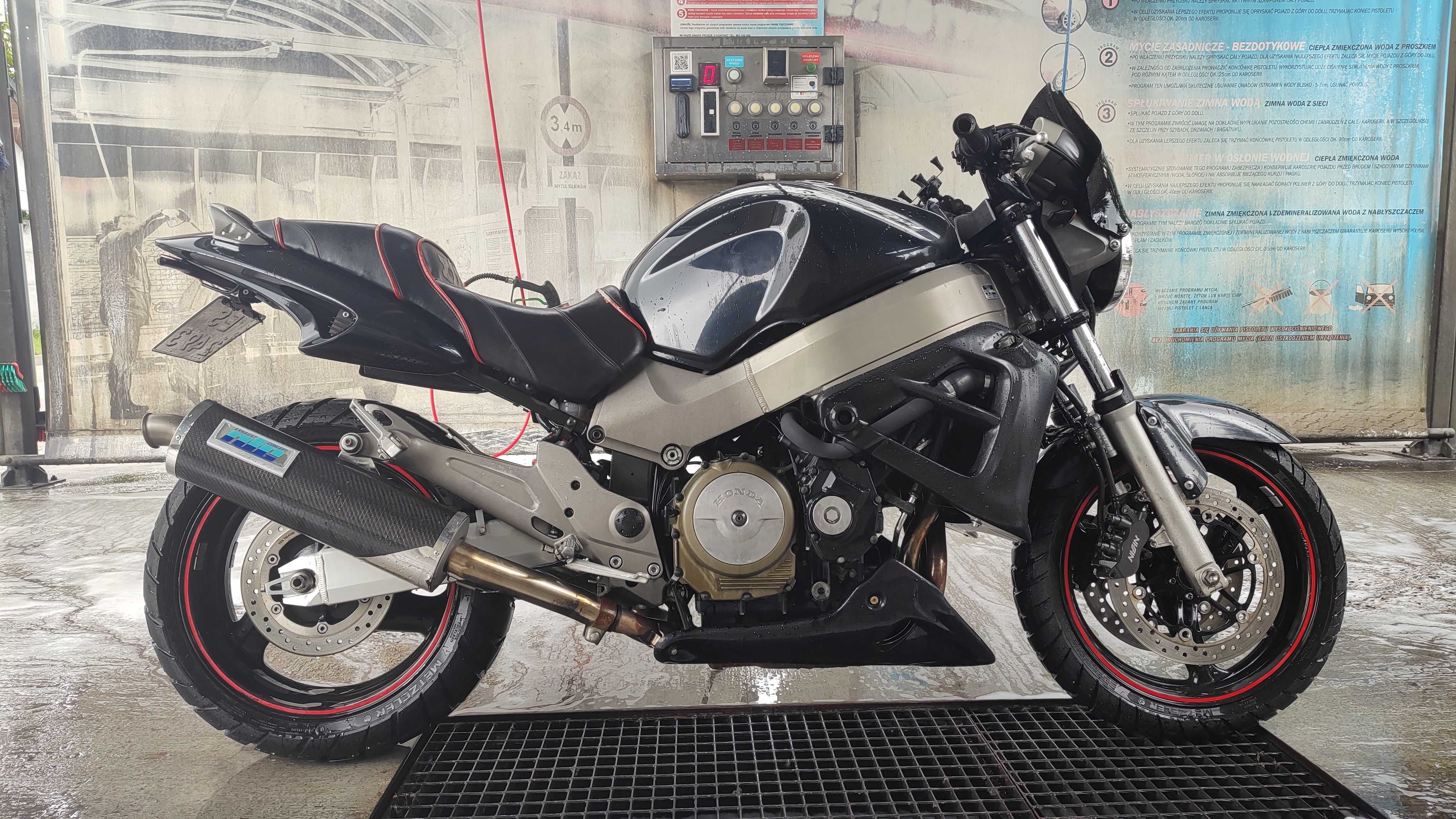 Honda X11 CB1100SF
