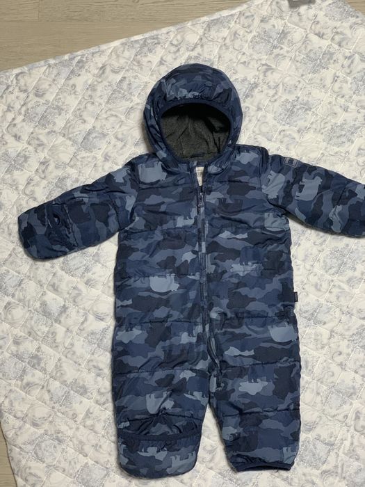 Комбинезон зимний , теплый 0-6 GAP