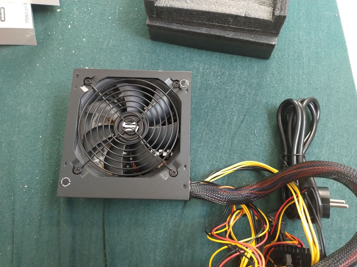 Zasilacz komputerowy SilentiumPc Elementem E2 550w
