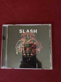 Фирменный CD “Slash”