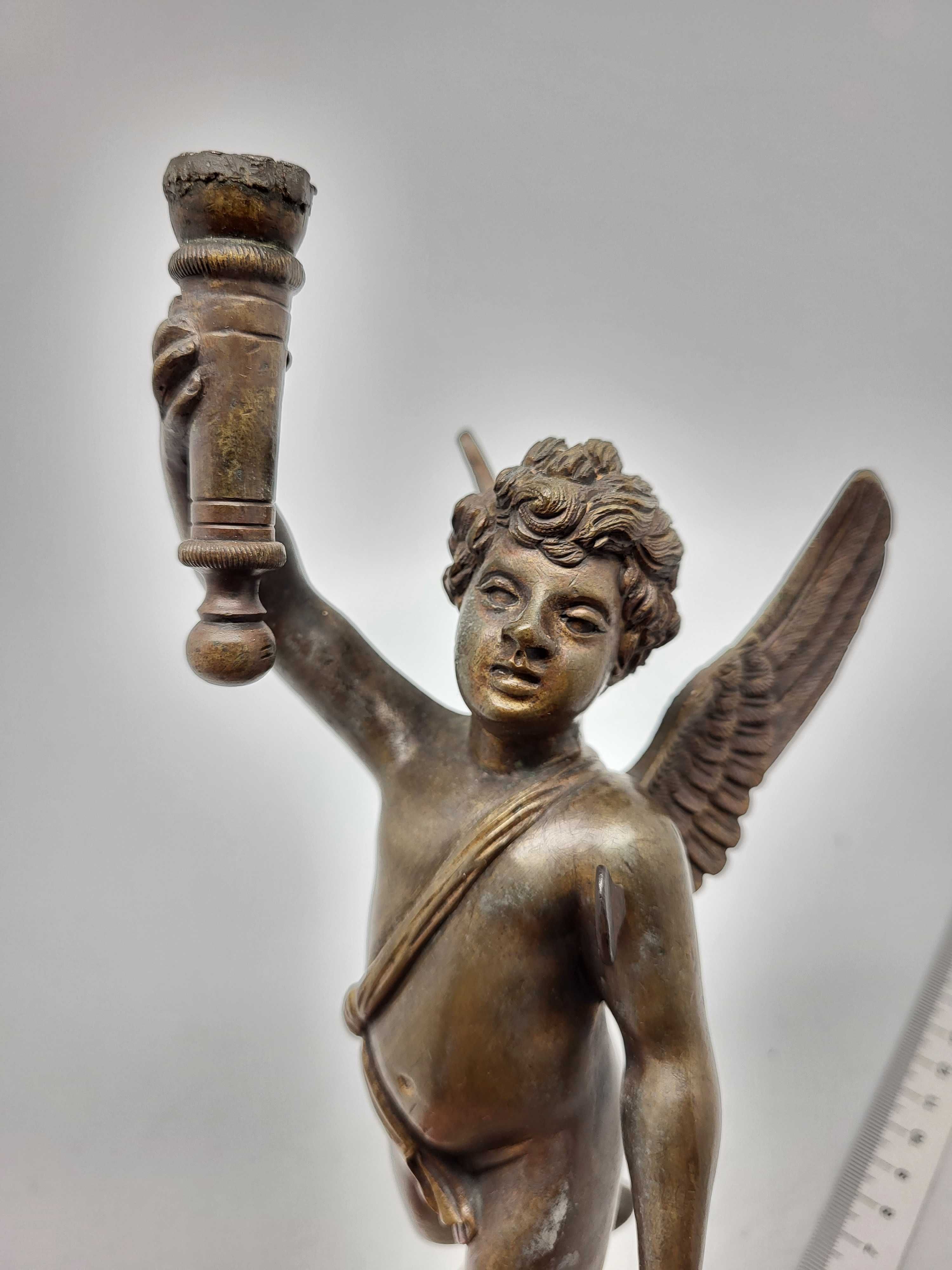 Stara Ciężka Rzeźba Figurka Anioł Amor Cherubinek z Brązu Mosiądzu