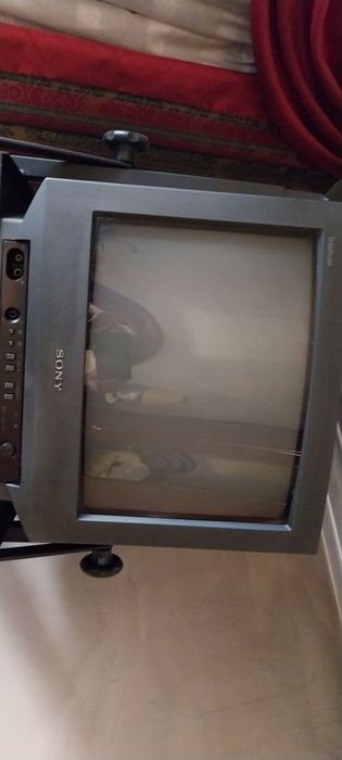 Televisores mitsay e sony