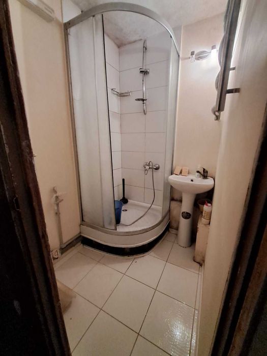 Снижение цены ! Продам 2-х комнатную квартиру на Матросова . Rn