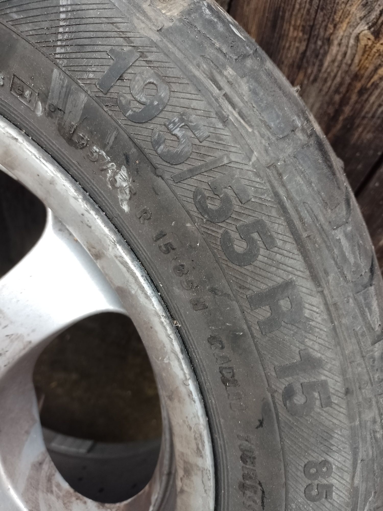 Opony letnie z felgami 195/55 R15