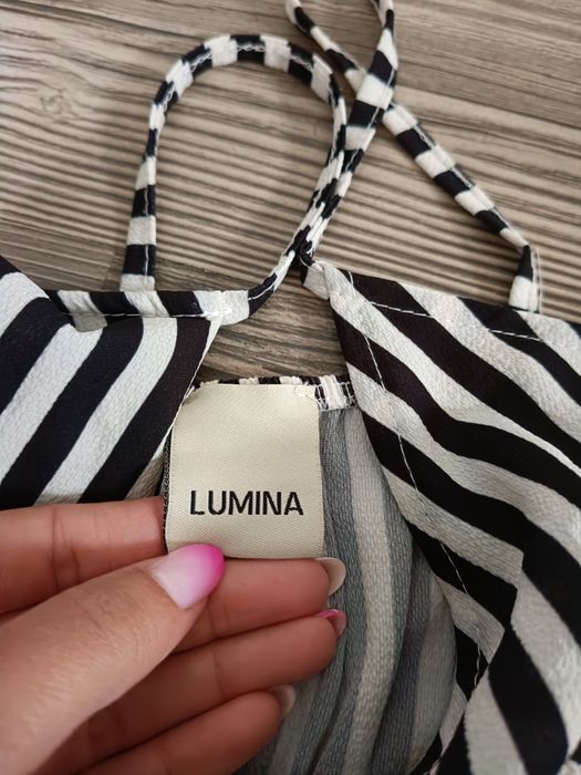 Sukienka w paski,falbanka Lumina