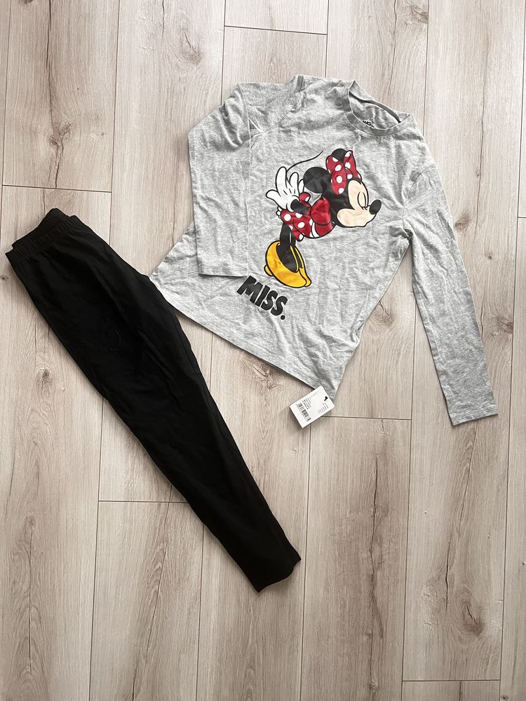 Piżamka dla dziewczynki Myszka Minnie 134