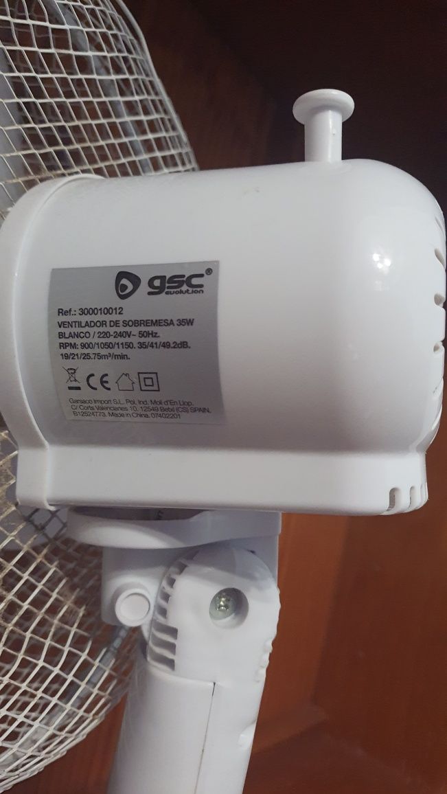 Ventoinha de Mesa GSC – 3 Pás, Compacto e Potente