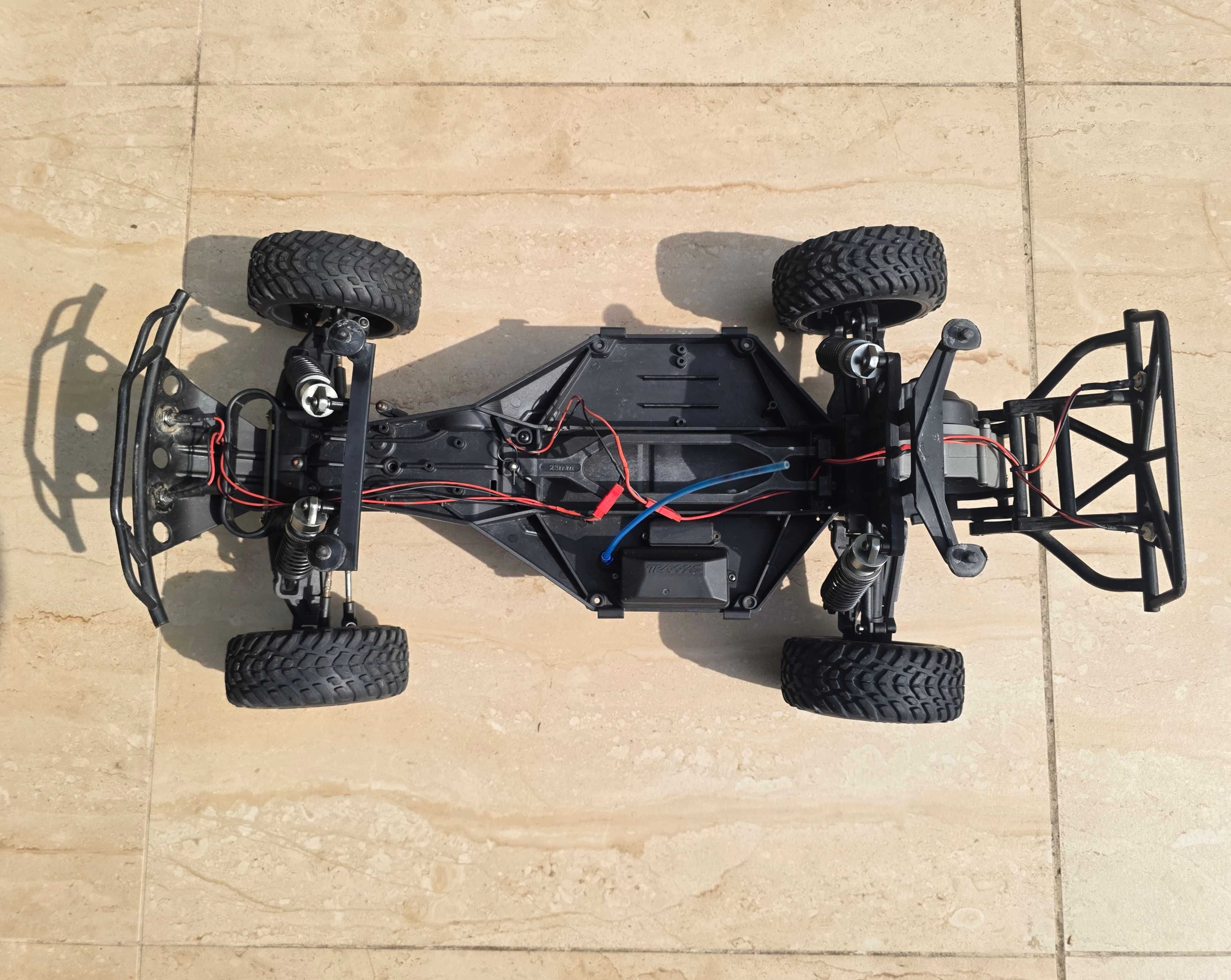 Traxxas Slash 2WD LCG podwozie modelu RC + oświetlenie