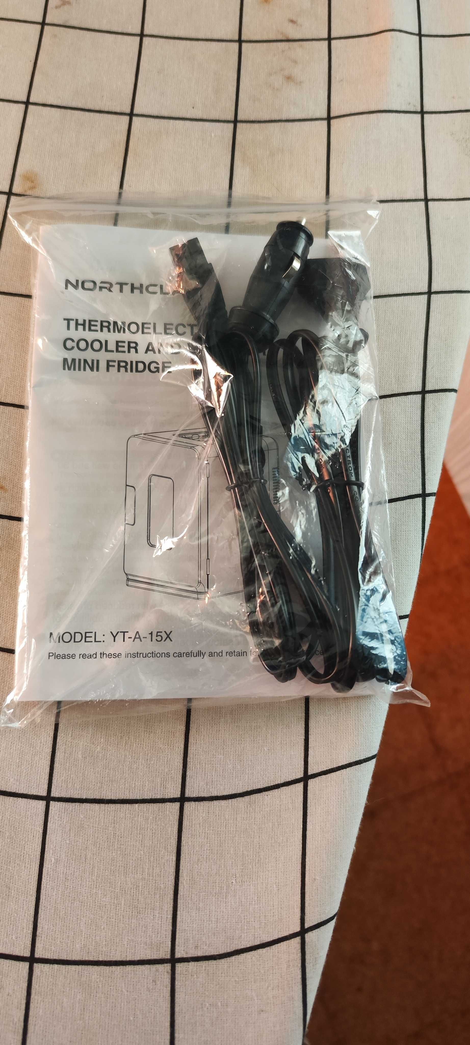 Mini gelador portátil