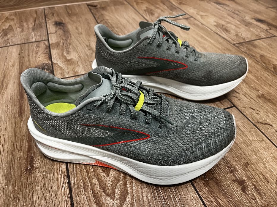 Buty do biegania Brooks Hyperion Elite 3 z karbonem