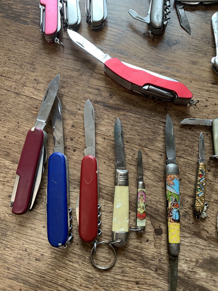 Коллекция перочинных ножей